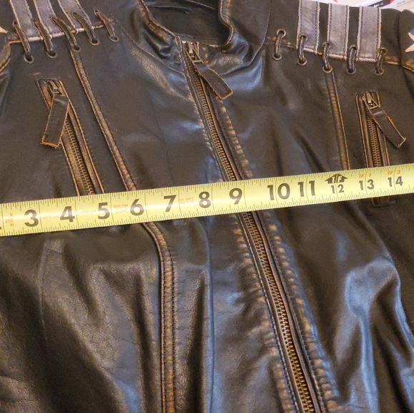 Leather jacket - Picture 3 of 9